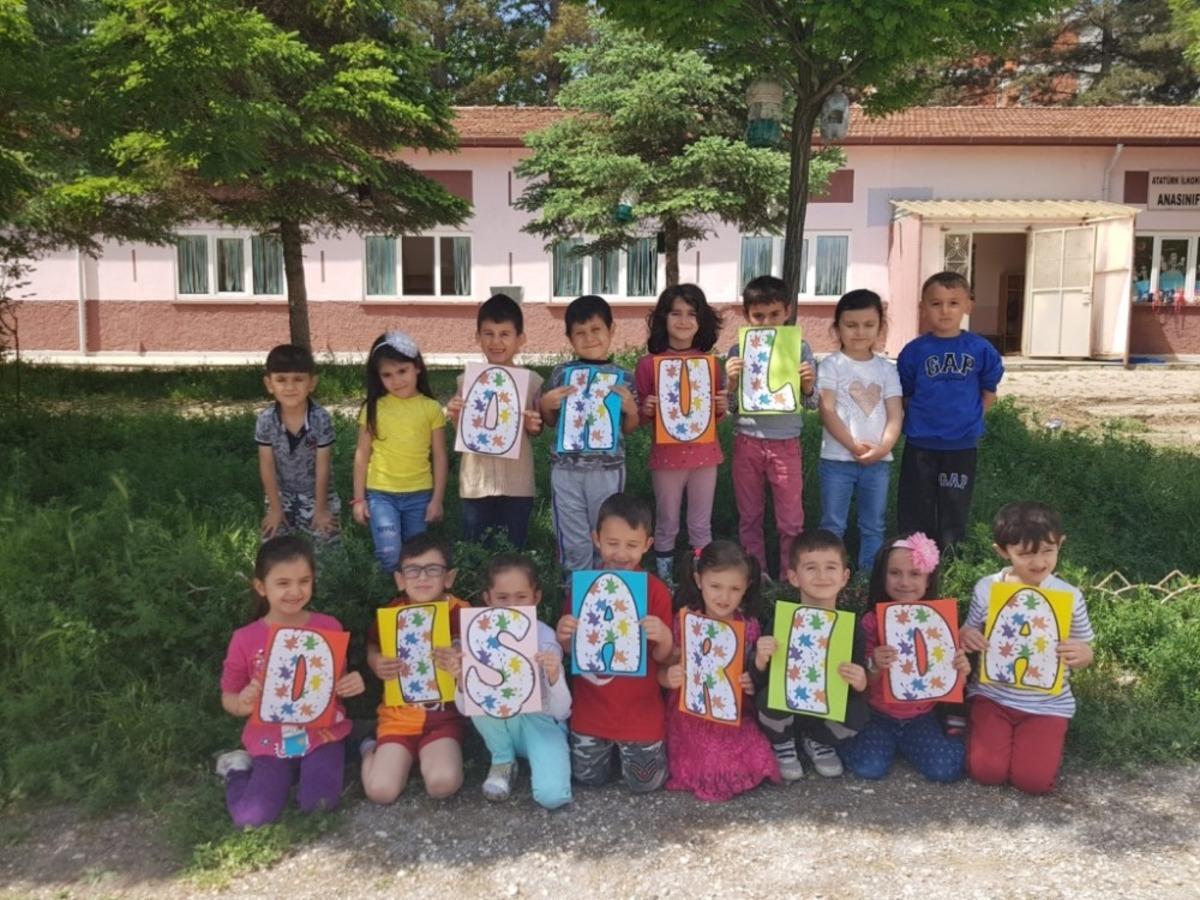 Anasınıfı &ouml;ğrencileri &ccedil;ocukluklarını doyasıya yaşadı