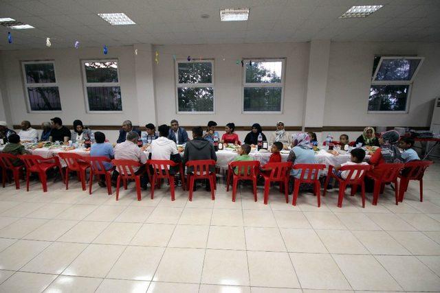 Kaymakam Şener’den şehit ailelerine iftar