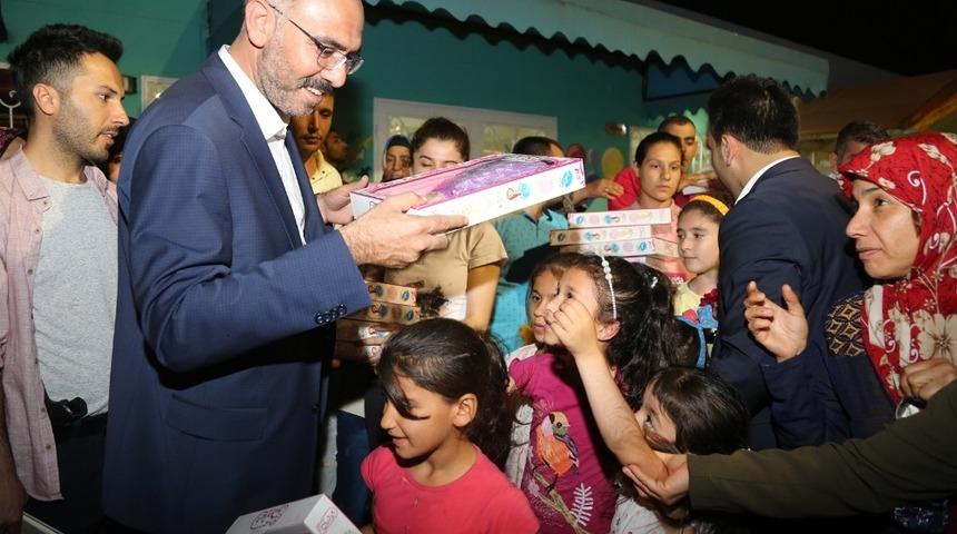 Kuş, yetim ve öksüz çocuklarla iftarda bir araya geldi
