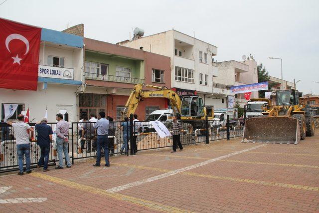 Midyat'ta doğal gaz hattı için ilk kazma vuruldu