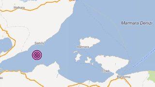 Son dakika Marmara Denizi'nde deprem! İstanbul'da da hissedildi (Son depremler AFAD-Kandilli)