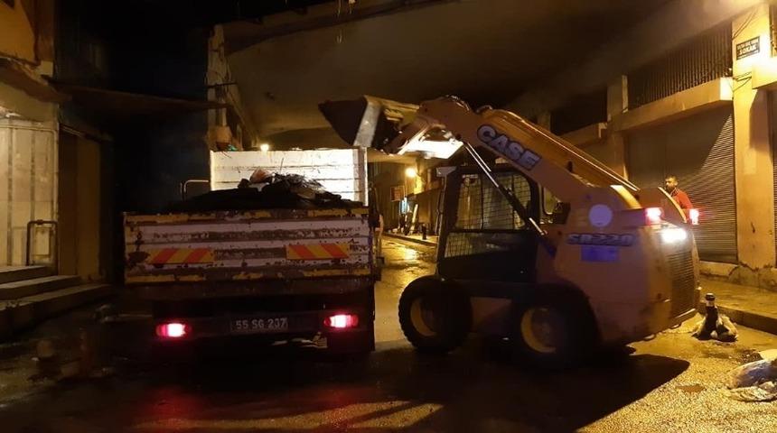 Sağanak sonrası ekipler seferber oldu