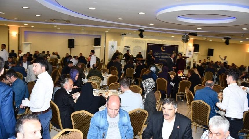 İneg&ouml;l Belediyesi geleneksel sahur programını yoğun katılım