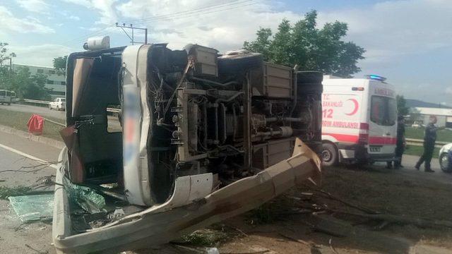 İşçileri taşıyan midibüs kazasında yaralananların isimleri belli oldu