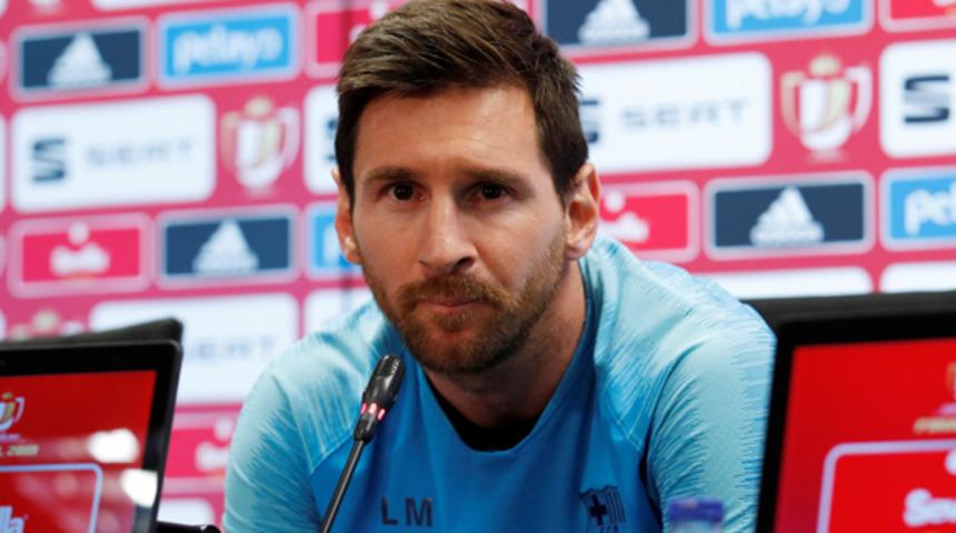 Barcelonalı Lionel Messi, Liverpool yenilgisinin kariyerindeki en k&ouml;t&uuml; anlarından biri olduğunu s&ouml;yledi