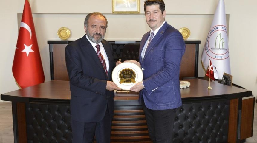 Genel Başkan Çatalcam, BEÜ Rektörüne TEKDER’i anlattı