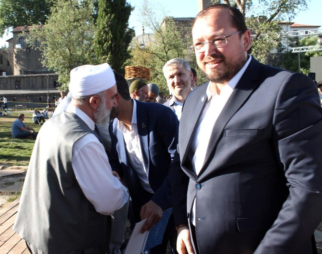 Diyarbakır&rsquo;ın fethinin 1380&rsquo;inci yıld&ouml;n&uuml;m&uuml; kutlandı