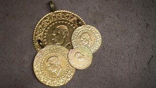 Gram altın, çeyrek altın ne kadar? 26 Şubat Kapalıçarşı'da kapanışta altın fiyatları ne kadar? Altın fiyatları düşecek mi, yükselecek mi?