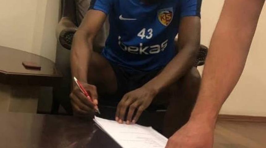 Kayserispor Mensah&rsquo;ı transfer etti