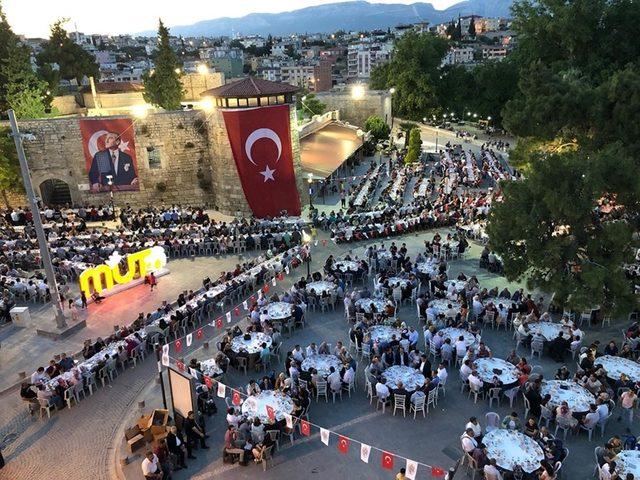 Mut Belediyesi’nden iftar sofrası