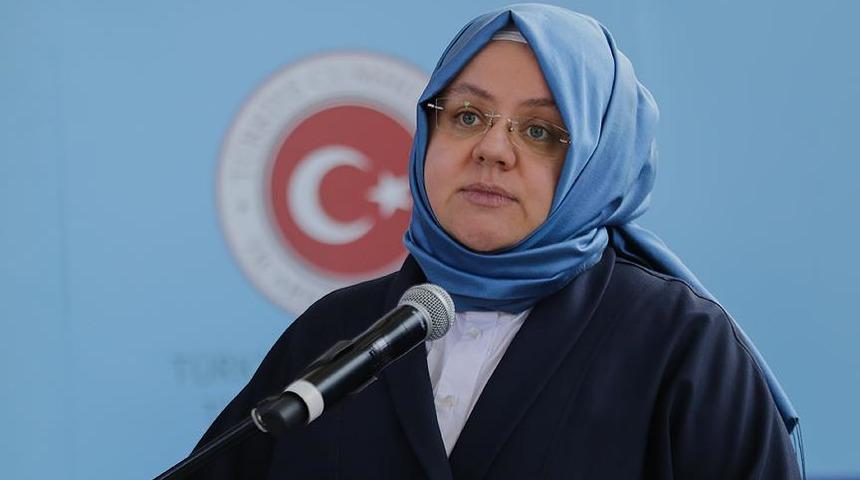 Bakan Selçuk duyurdu! Mesleki Yeterlilik Belgesi artık 6 dilde düzenlenecek