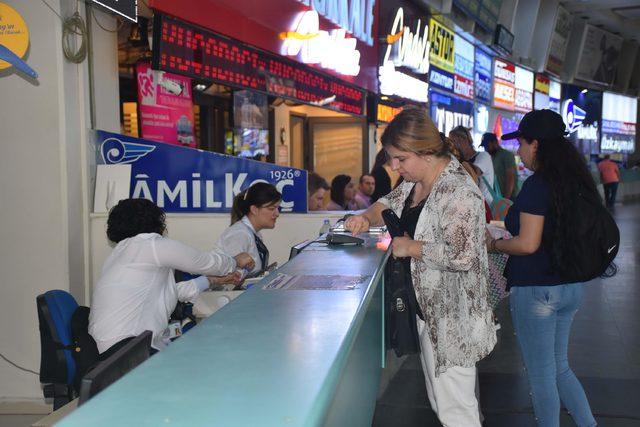 Otobüs firmalarında bayram yoğunluğu