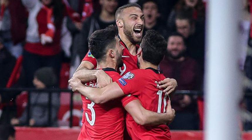 Futbolda milli mesai başlıyor