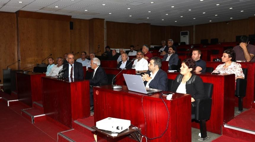 Mızraklı: “Yüreğimizde ve aklımızda gençlerin geleceği için sorumluluk barındırmalıyız”