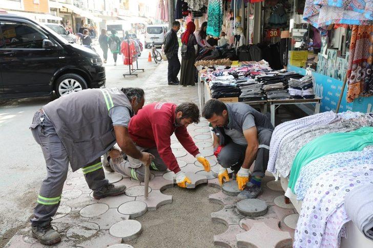 Adapazarı’nda yol açımı ve asfalt  yama çalışmaları sürüyor G4