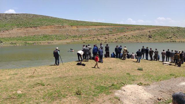 Baraj gölünde kaybolan Evin'i arama çalışmaları sürüyor