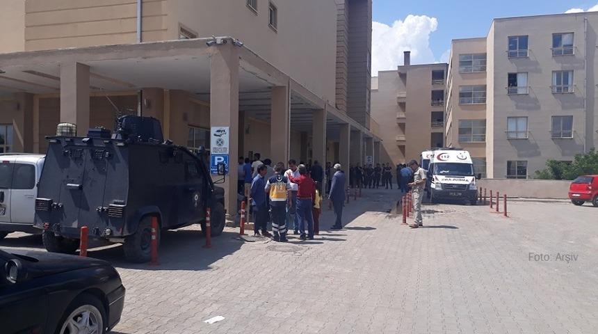 Viranşehir'de 'arazi' kavgası: 8 yaralı, 17 g&ouml;zaltı