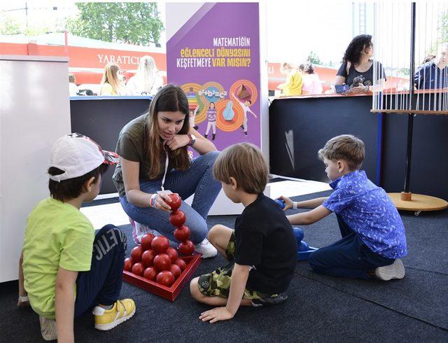 Tales Matematik Müzesi TIR’ı Yaratıcı Çocuk Festivali’nde çocuklarla buluştu