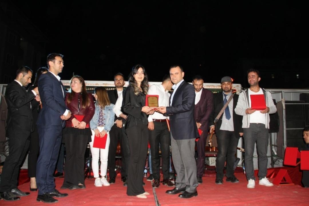 Şemdinli&rsquo;de ses yarışması