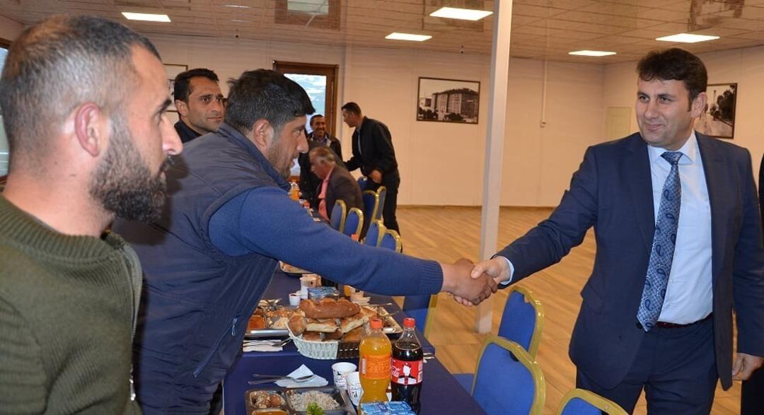 Başkan Yaşar&rsquo;dan iftar yemeği