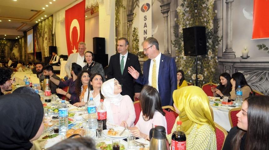 SANKO &Uuml;niversitesi akademisyen ve &ouml;ğrencileri iftarda buluştu