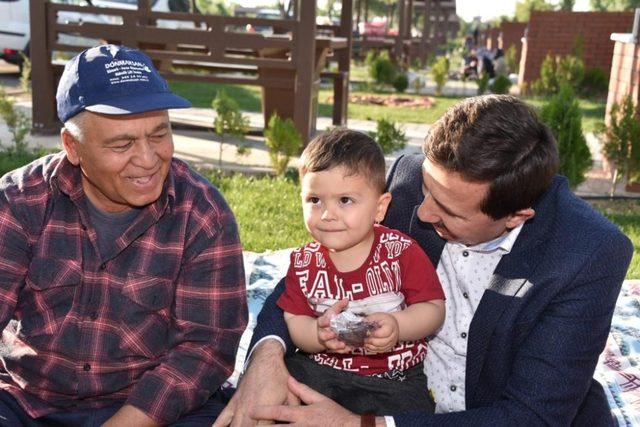 Başkan Kılca, Karaaslan Piknik Bahçesinde vatandaşlarla buluştu
