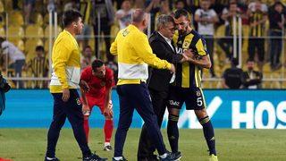 Kadıköy'de Mehmet Topal'a tepki!