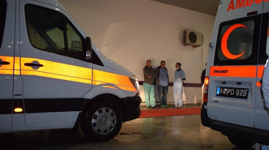 Alt ge&ccedil;ide atladı otomobil &ccedil;arptı &ouml;ld&uuml;