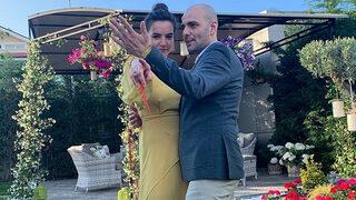 Oyuncu Bartu Küçükçağlayan ile Merve Özgüle nişanlandı