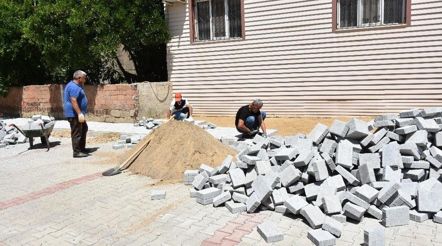 Nazilli&rsquo;de yol &ccedil;alışmaları devam ediyor