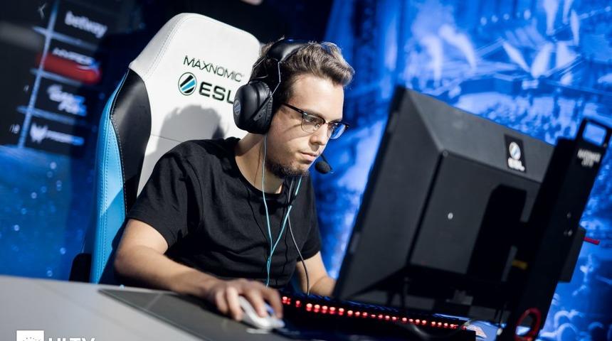 Calyx ilk kez T&uuml;rkiye dışında bir organizasyonda yer alacak