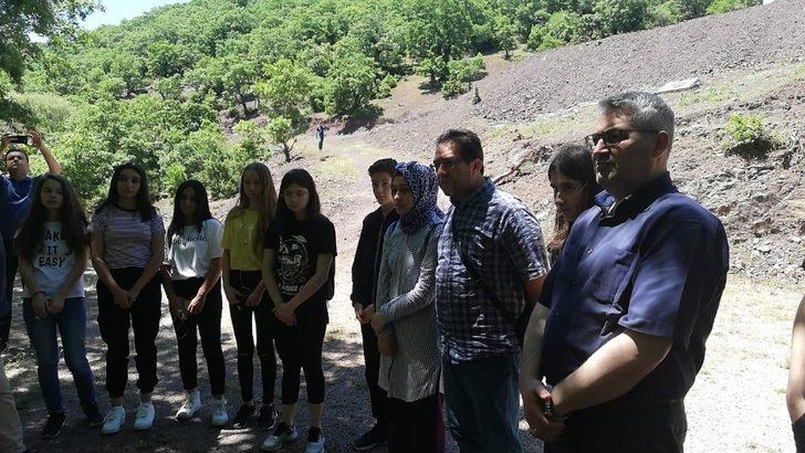 Gördeslilerden ’Şehit Makbule’ye vefa’ gezisi G3