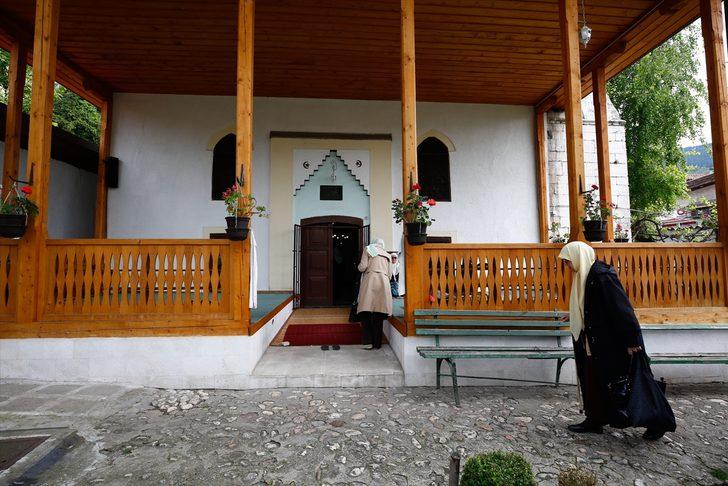 HUZUR VE BEREKET AYI RAMAZAN - Saraybosna'nın ramazan geleneği: Kadınlar mukabelesi G4