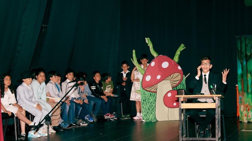 Nazım Hikmet K&uuml;lt&uuml;r Merkezi&rsquo;nde ilk oyun &ccedil;ocuklardan