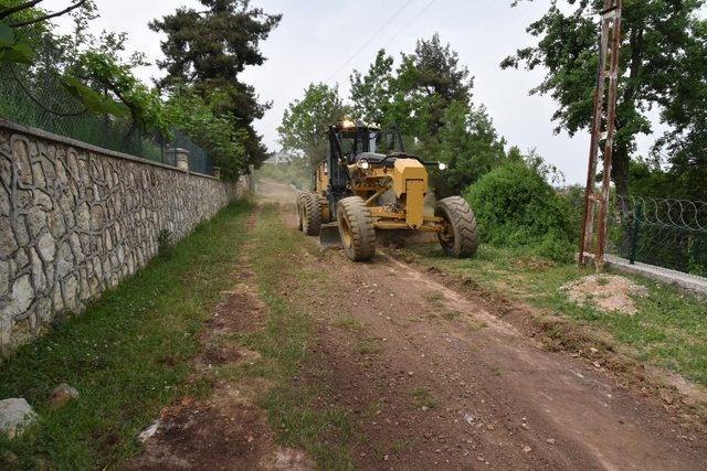 Toroslar’da yeni yol açma çalışmaları devam ediyor