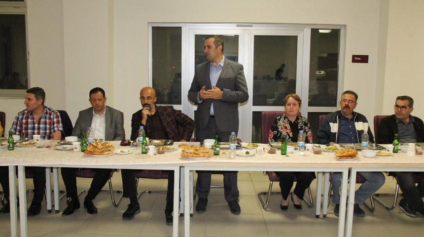 Sağlık &ccedil;alışanları iftar programında bir araya geldi