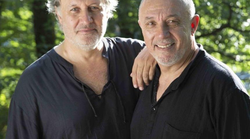 İrem Derici Grup G&uuml;ndoğarken'den &ouml;z&uuml;r diledi 