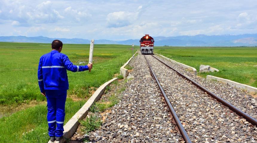 Ray &uuml;zerinde zorlu ramazan mesaisi&nbsp;