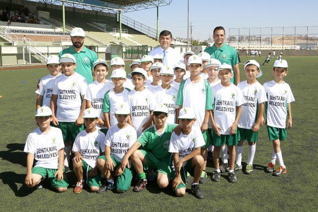 Şehitkamil’de yaz spor okulu kayıtları başladı