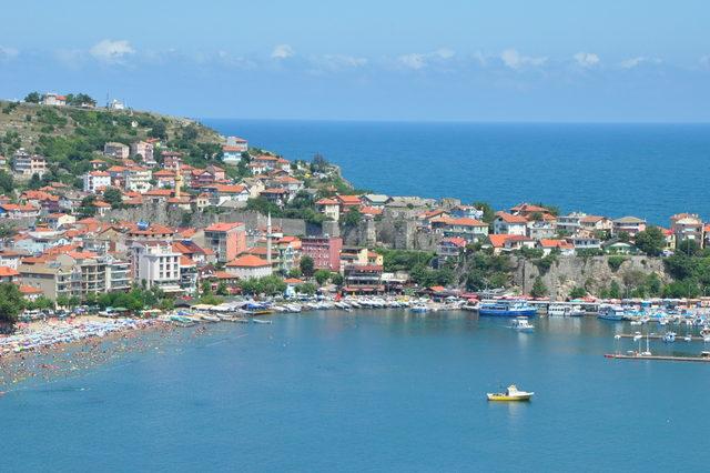 Amasra'da, otel ve pansiyonlar doldu