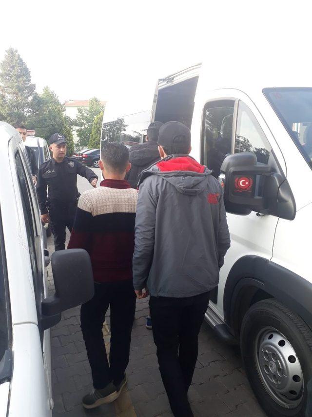 Edirne’de 40 kaçak göçmen yakalandı