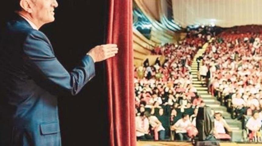 Aksakallı, 2020-2021 eğitim &ouml;ğretim yılında başlayacak yeni eğitim sistemini ayrıntılarıyla değerlendirdi