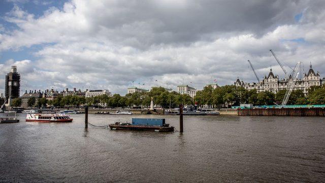 Thames nehri Avrupa'nın en temiz nehirlerinden sayılsa da, antibiyotik atıklar insan yaşamı için tehlikeli boyutlarda.