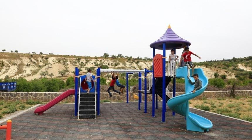 Gaziantep&rsquo;te 50 kırsal mahalleye &ccedil;ocuk oyun grubu