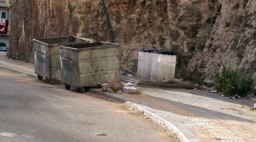 Engellilere &ccedil;&ouml;p engeli