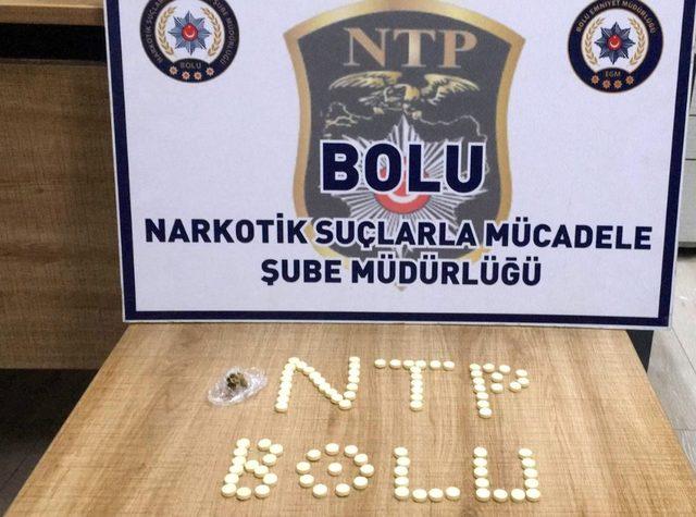 Bolu&rsquo;da uyuşturucu maddelerle yakalanan 2 kişi adliyeye sevk edildi 1