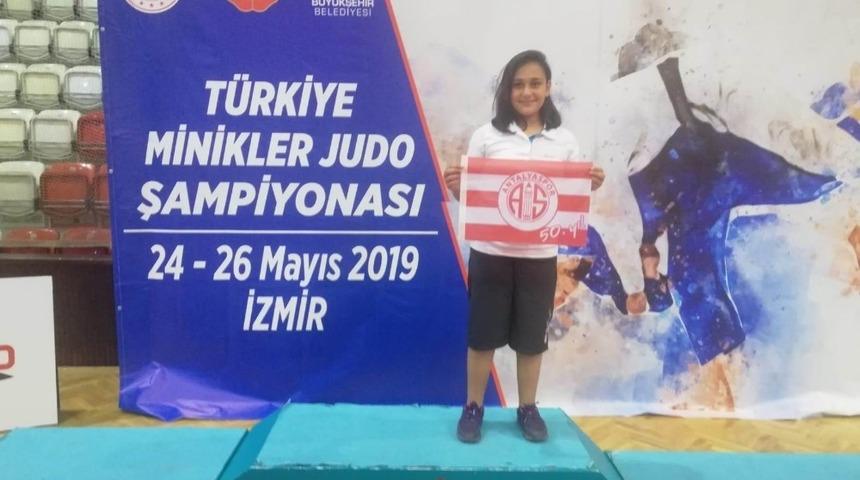 Antalyaspor judoda deneyim kazandı