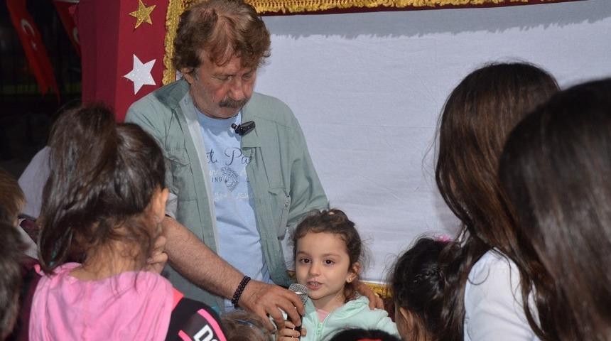 Gemlik B&ouml;lge Parkı&rsquo;nda &ccedil;ocuklar ramazan coşkusunu yaşıyor