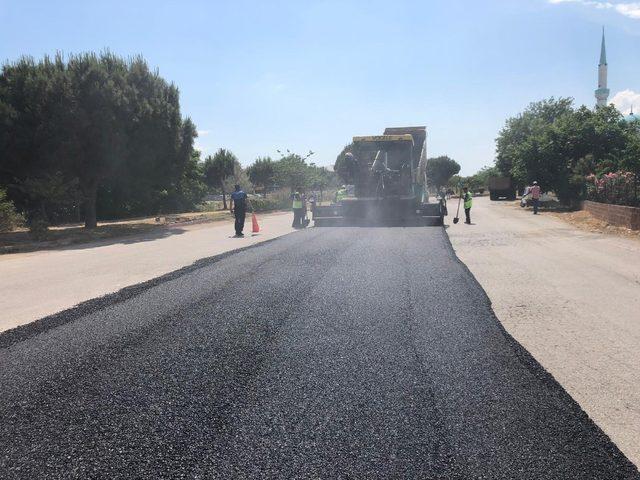 Edremit’te Ülkü Yolu 8 yıl sonra bakıma alındı