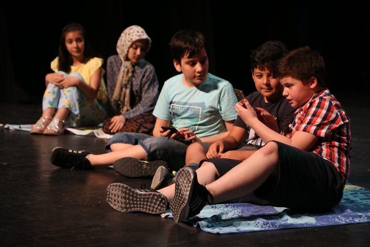 Atölyede öğrendiler sahnede oynadılar G5